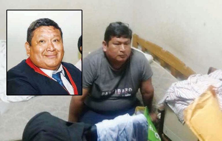 Fiscal Superior se suicida de un balazo en carceleta del Poder Judicial Fiscal Superior se suicida de un balazo en carceleta del Poder Judicial