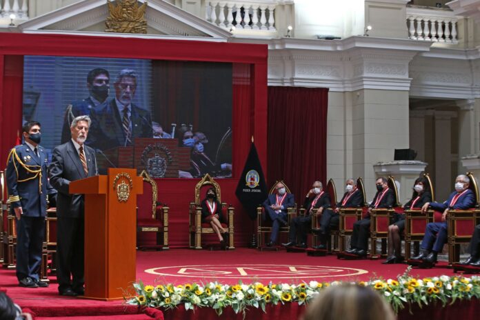 Sagasti “Asunción de Elvia Barrios es un hecho histórico para el país”
