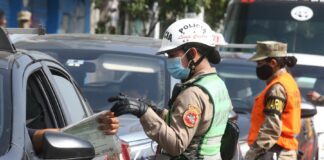 PNP multó con S/6 450 a 50 conductores irresponsables