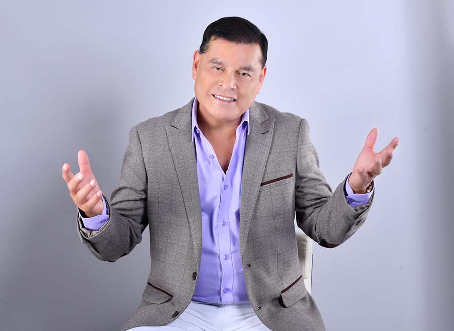 Cantante Raúl Arquínigo celebrará un año más de vida junto a grandes artistas