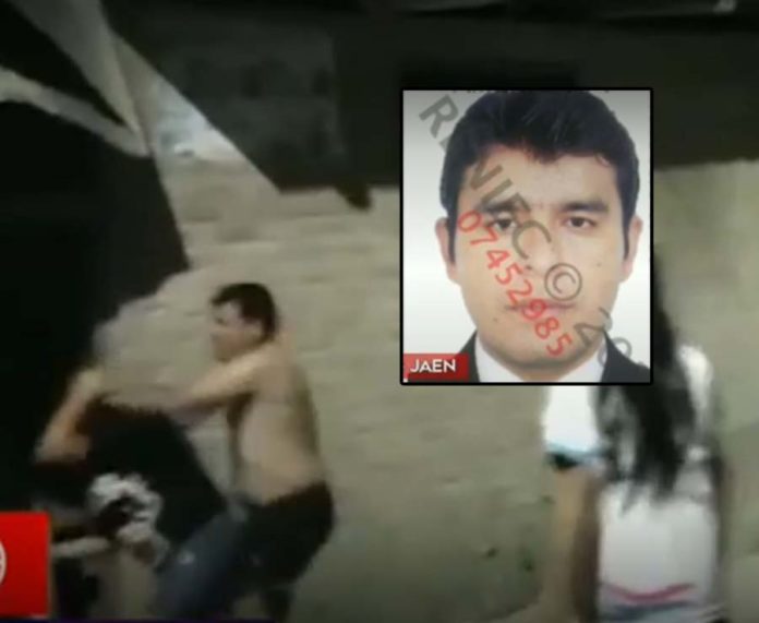Expareja golpea salvajemente a madre de sus hijos Expareja golpea salvajemente a madre de sus hijos