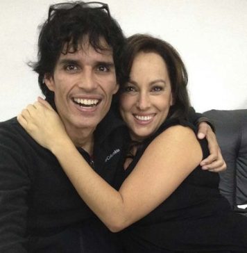 Esposa invita a fans de PSV a misa del primer mes Pedro Suárez Vértiz