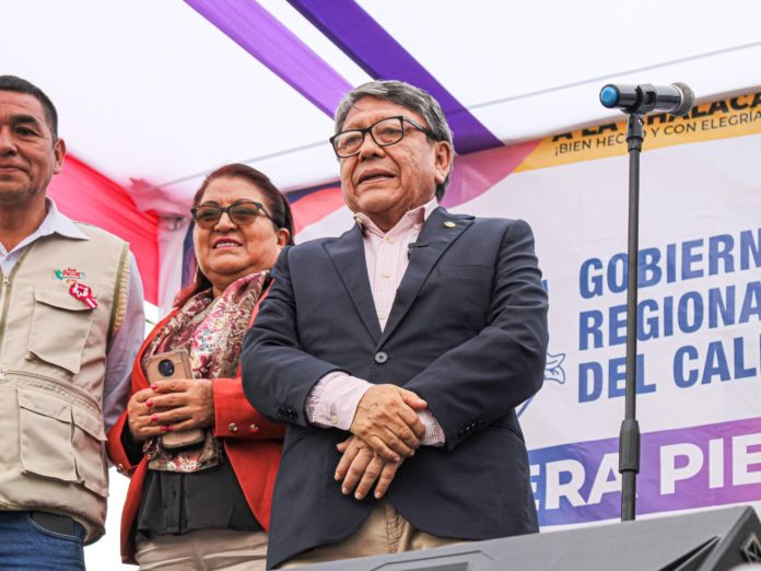 Ciro Castillo Rojo puso primera piedra para colegio en Pachacutec