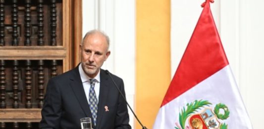 Javier González-Olaechea confirma su interés por ser candidato