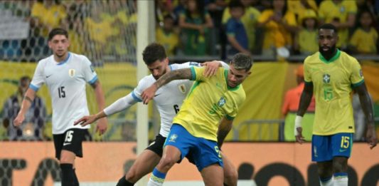 Brasil y Uruguay empatan en la Arena Fonte Nova