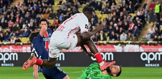 Las disculpas de Wilfried Singo a Gianluigi Donnarumma tras el golpazo