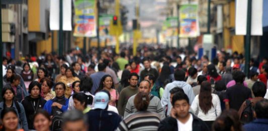 Credicorp Capital: Pobreza monetaria habría reducido en 2024