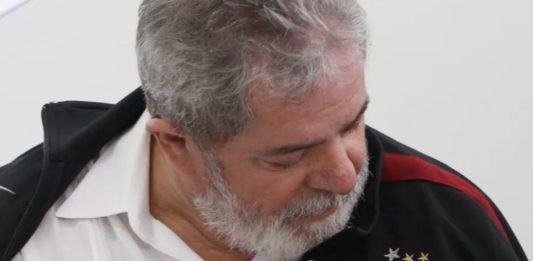 Lula da Silva dona fondos para ayudar al Corinthians a saldar millonaria deuda