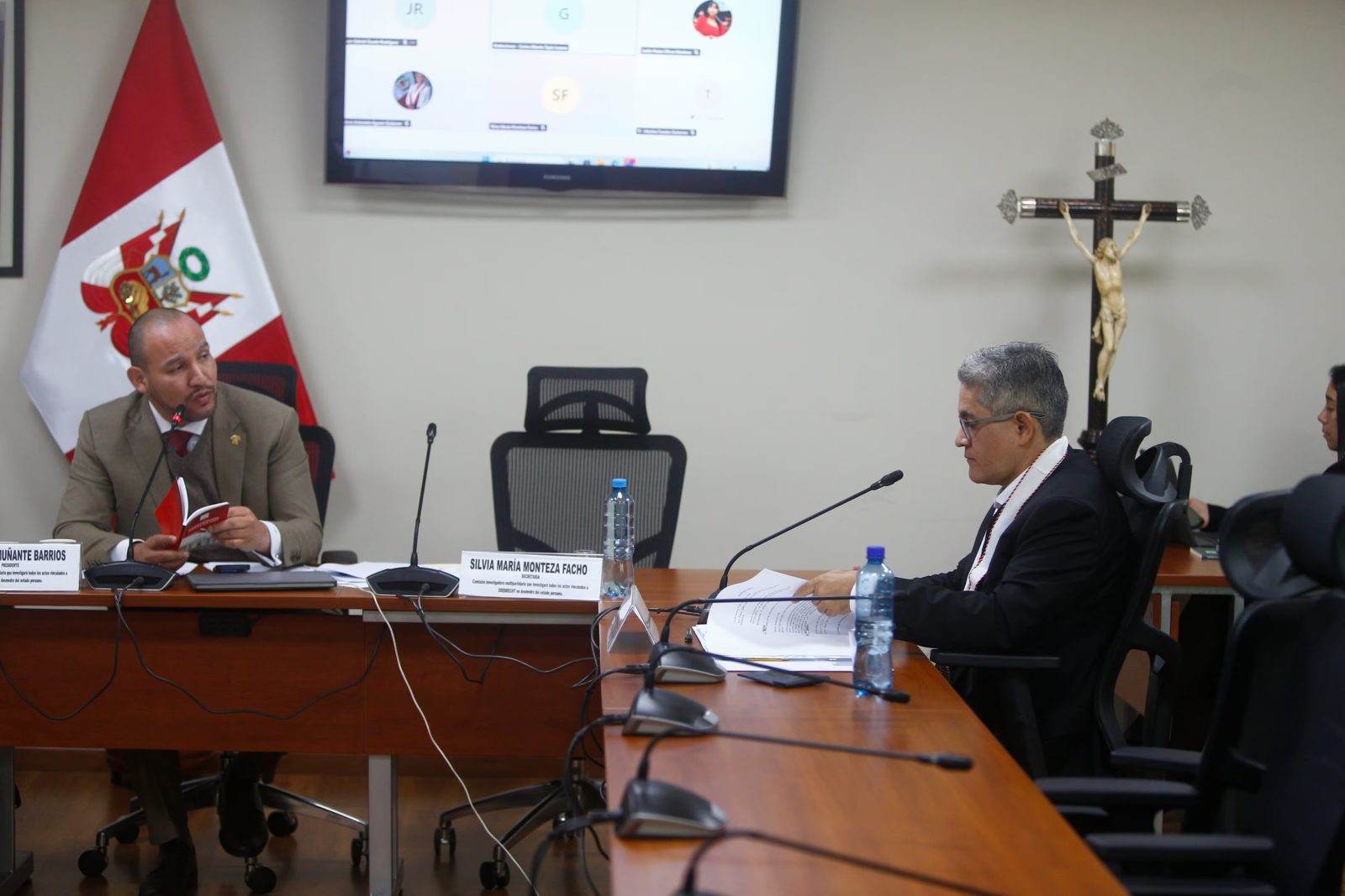 ¡José Domingo Pérez armó un show en el Congreso!