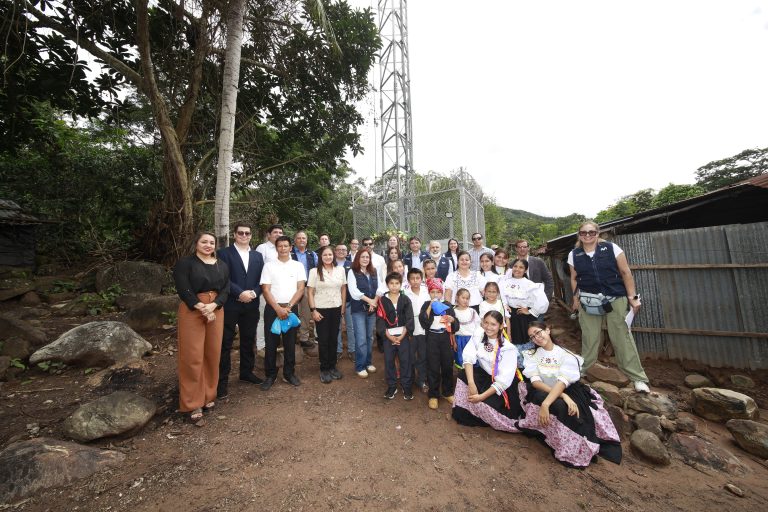 Inauguración 4G Centroamérica - San Martin (1)